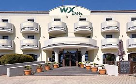 Wx Hotel